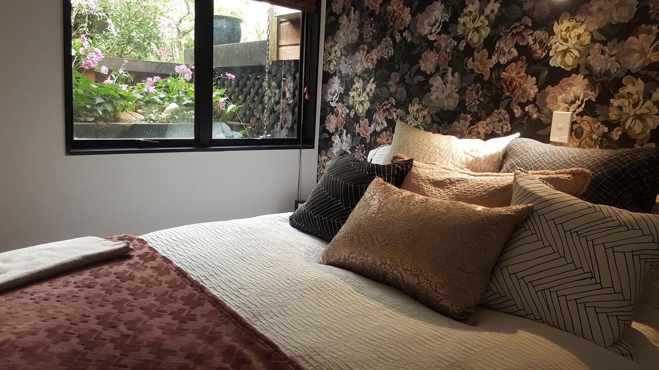 Sequoia Steps Bed & Breakfast New Plymouth Exterior photo